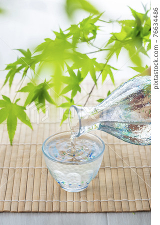 Blue maple and cold sake summer image Blue maple and cold sake summer image 76634486