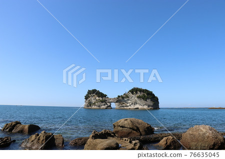 Early morning Kurosushima Wakayama prefecture 76635045