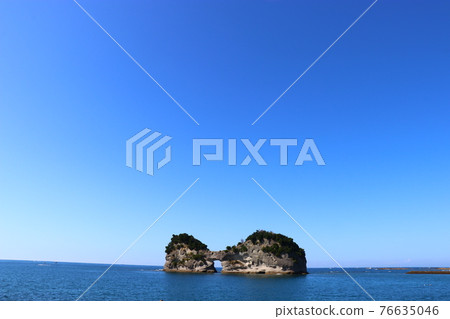 Early morning Kurosushima Wakayama prefecture 76635046