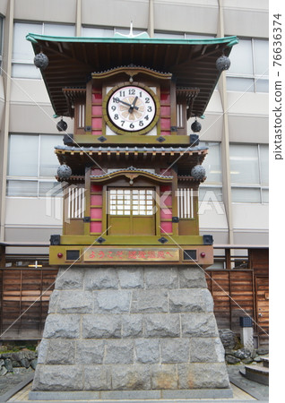 Botchan Chronicle Watch (Dogo Onsen Station Ekimae / Ehime Prefecture Matsuyama City Doge Onsen Yunoko Town) Botchan Chronicle Watch (Dogo Onsen Station Ekimae / Ehime Prefecture Matsuyama City Doge Onsen Yunoko Town) 76636374