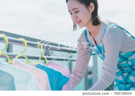 洗衣房主婦 76638604