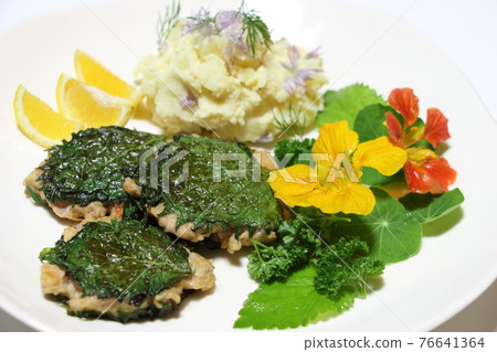 Grilled horse mackerel Grilled horse mackerel 76641364