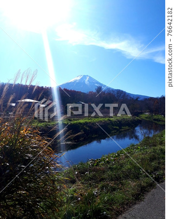 富士山 76642182