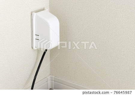 Indoor outlet with protective cover 76645987