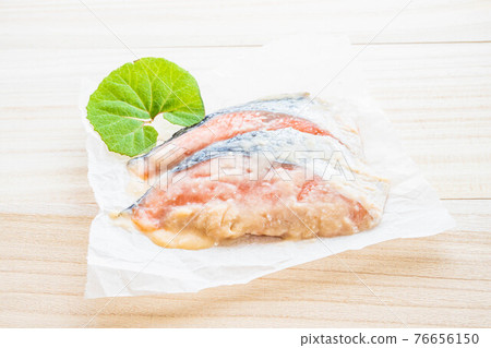 Pickled salmon 76656150
