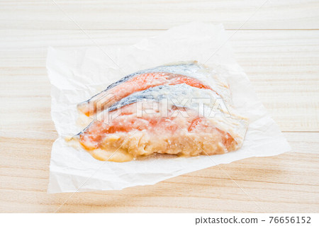 Pickled salmon 76656152