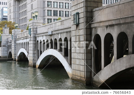 "Suisho Bridge" over the Dojima River (formerly Yodo River) in Osaka City 76656843