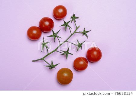 small Pachino tomatoes small Pachino tomatoes 76658134