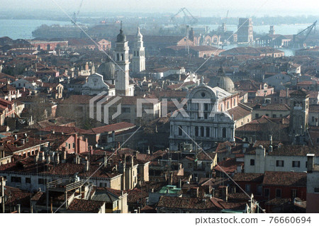 ITALY VENICE CITY OLD TOWN ITALY VENICE CITY OLD TOWN 76660694