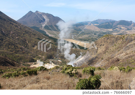 Garandake near the crater (Japan, Oita Prefecture) 76666097