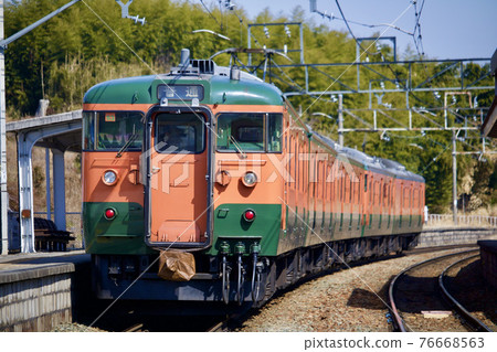 165系列火車 76668563