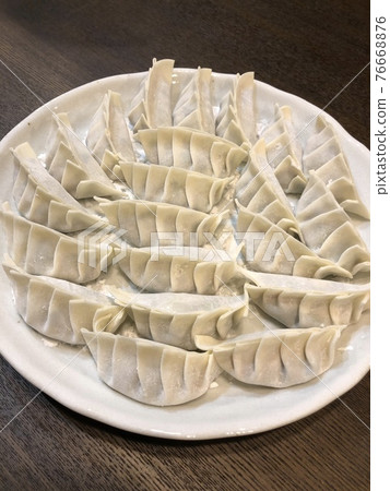 餃子 餃子 76668876