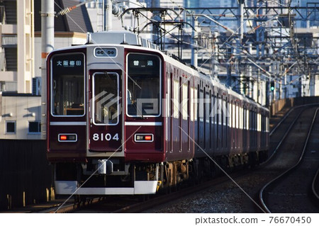 阪急寶塚線8000系高架段 阪急寶塚線8000系高架段 76670450