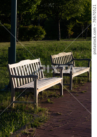 暮光之城公園長椅 76670521
