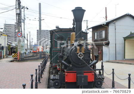 Stopped "Botchan Train" (Matsuyama City, Ehime Prefecture) Stopped "Botchan Train" (Matsuyama City, Ehime Prefecture) 76670829