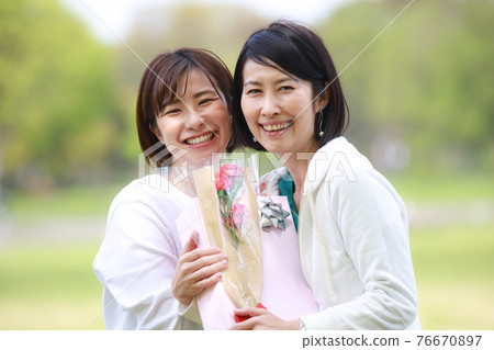 母親節的形象 母親節的形象 76670897