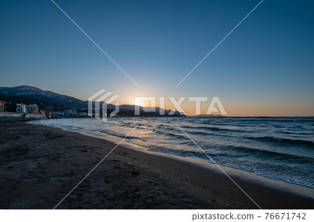 Spring Zenibako coastal sunset Spring Zenibako coastal sunset 76671742