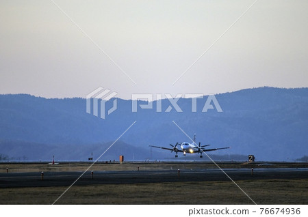 降落釧路機場 降落釧路機場 76674936