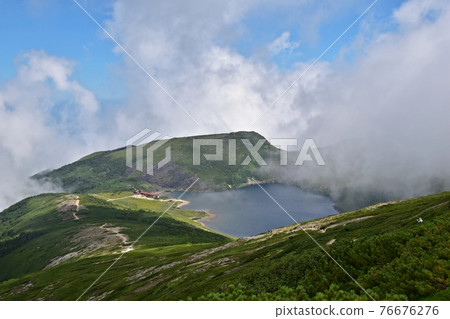 Hakuba Oike seen from Raichozaka Hakuba Oike seen from Raichozaka 76676276