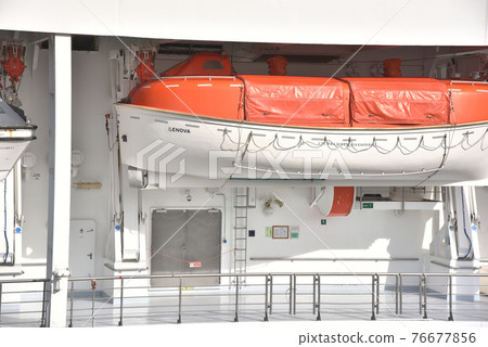 Lifeboat papa poydenot hi-res stock photography and images - Alamy