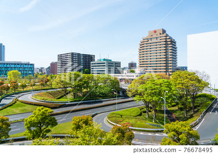 東京多摩中心春天車站前景色 東京多摩中心春天車站前景色 76678495