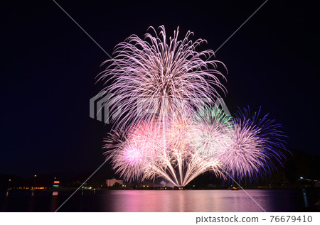 Minato Maizuru Chatta Festival Fireworks Festival 76679410