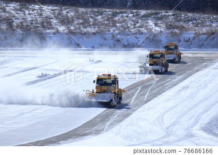 Snow removal work by Snow Sweeper 76686166