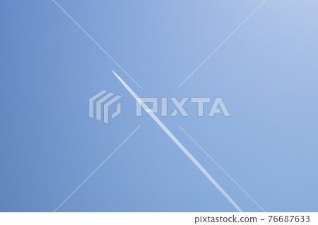 Contrail Contrail 76687633