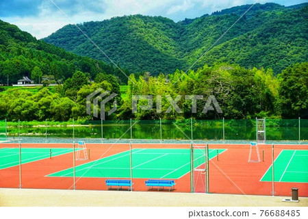 河床網球場 河床網球場 76688485