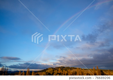 A trip to the Indian Pacific railroad, a fascinating transcontinental railroad that touches the magnificent pioneering spirit of Australia. A trip to the Indian Pacific railroad, a fascinating transcontinental railroad that touches the magnificent pioneering spirit of Australia. 76689206