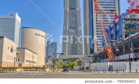 Yokohama Minatomirai Cityscape Landmark Tower 76690403