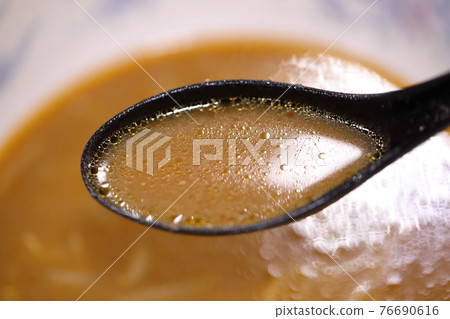 中味噌湯 76690616