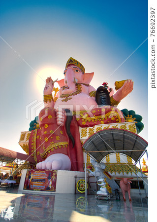 Land of Smiles Pink Ganesha (sitting statue) Business prosperity and academic achievement Land of Smiles Pink Ganesha (sitting statue) Business prosperity and academic achievement 76692397