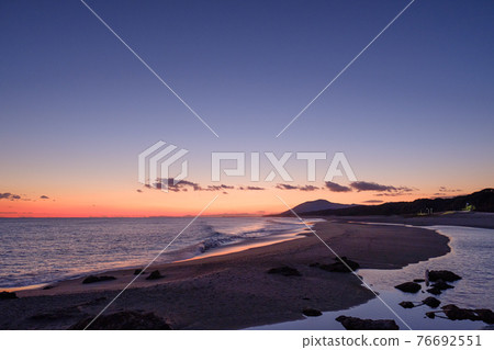Seaside evening landscape Seaside evening landscape 76692551