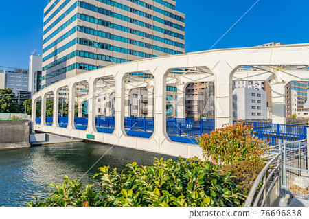 日本橋河上東京丰美橋的城市景觀 76696838