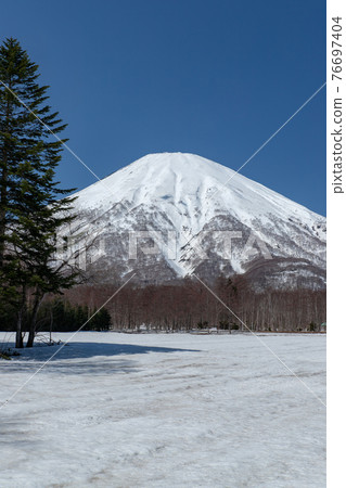 Scenery of Mt. Yotei in early spring in Hokkaido Scenery of Mt. Yotei in early spring in Hokkaido 76697404