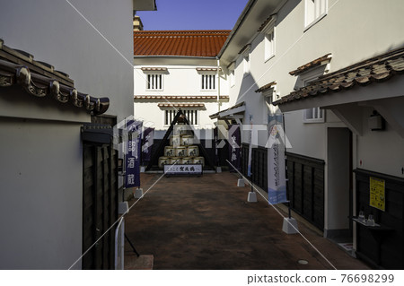 Saijo Sake Brewery Street Kamo Tsurumi Tour Office Direct Sales Office Higashi-Hiroshima City, Hiroshima Prefecture 76698299
