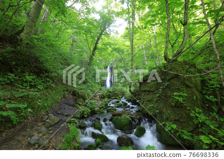 Okuse小河Yunii瀑布 76698336