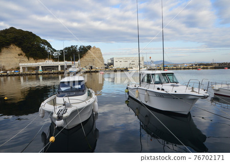 Mooring cruiser (Hiragata Port / Kitaibaraki City, Ibaraki Prefecture) 76702171