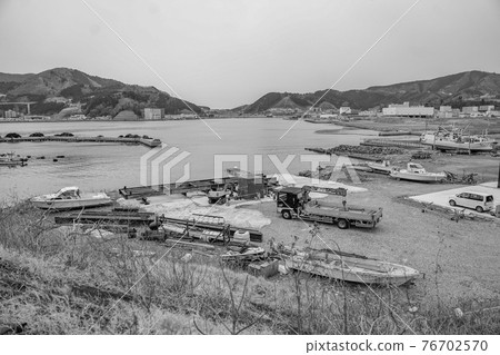 東日本大地震10年後的女川灣（2021年3月宮城縣女川町） 76702570