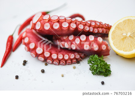 Octopus isolated on white background, Boiled octopus tentacles seafood squid cuttlefish 76703216