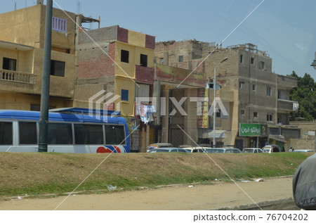 Saqqara 76704202