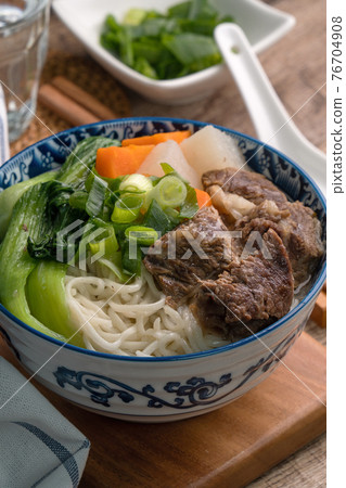 牛肉麵 牛肉 麵 麵條 Beef noodle soup ビーフヌードル 牛肉麵 牛肉 麵 麵條 Beef noodle soup ビーフヌードル 76704908
