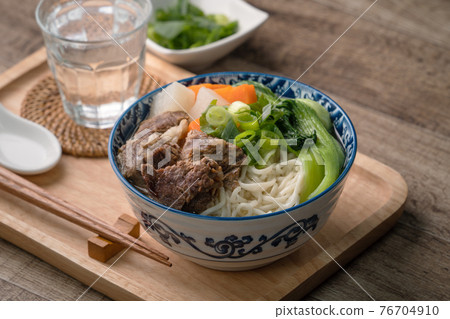 牛肉麵 牛肉 麵 麵條 Beef noodle soup ビーフヌードル 牛肉麵 牛肉 麵 麵條 Beef noodle soup ビーフヌードル 76704910