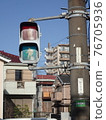 Pedestrian traffic light that receives the rising sun from the front (pseudo lighting) 76705936