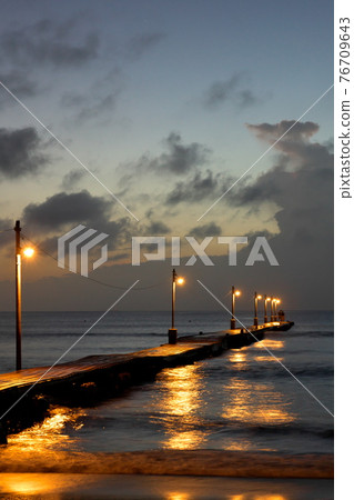 Lights on the Haraoka coast Lights on the Haraoka coast 76709643