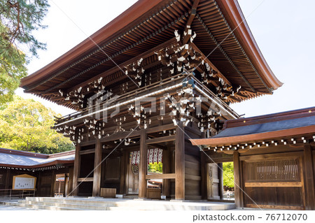 (Tokyo-Cityscape) Spring Meiji Jingu South Divine Gate Scenery 6 (Tokyo-Cityscape) Spring Meiji Jingu South Divine Gate Scenery 6 76712070
