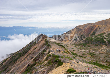 Climbing Mt. Ontake in autumn colors (Japan-Nagano-Kiso) 76714618