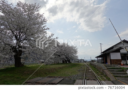 Shinano-Kawada Station Ruins (2021) 76716004