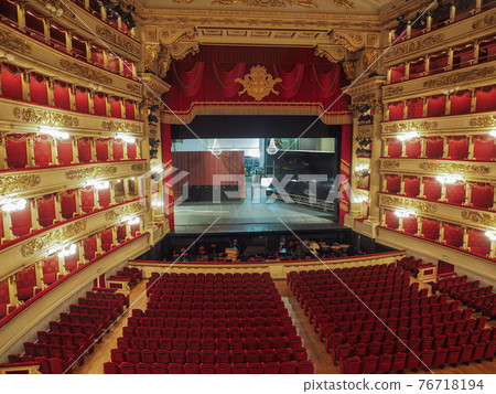 La Scala Milan 76718194